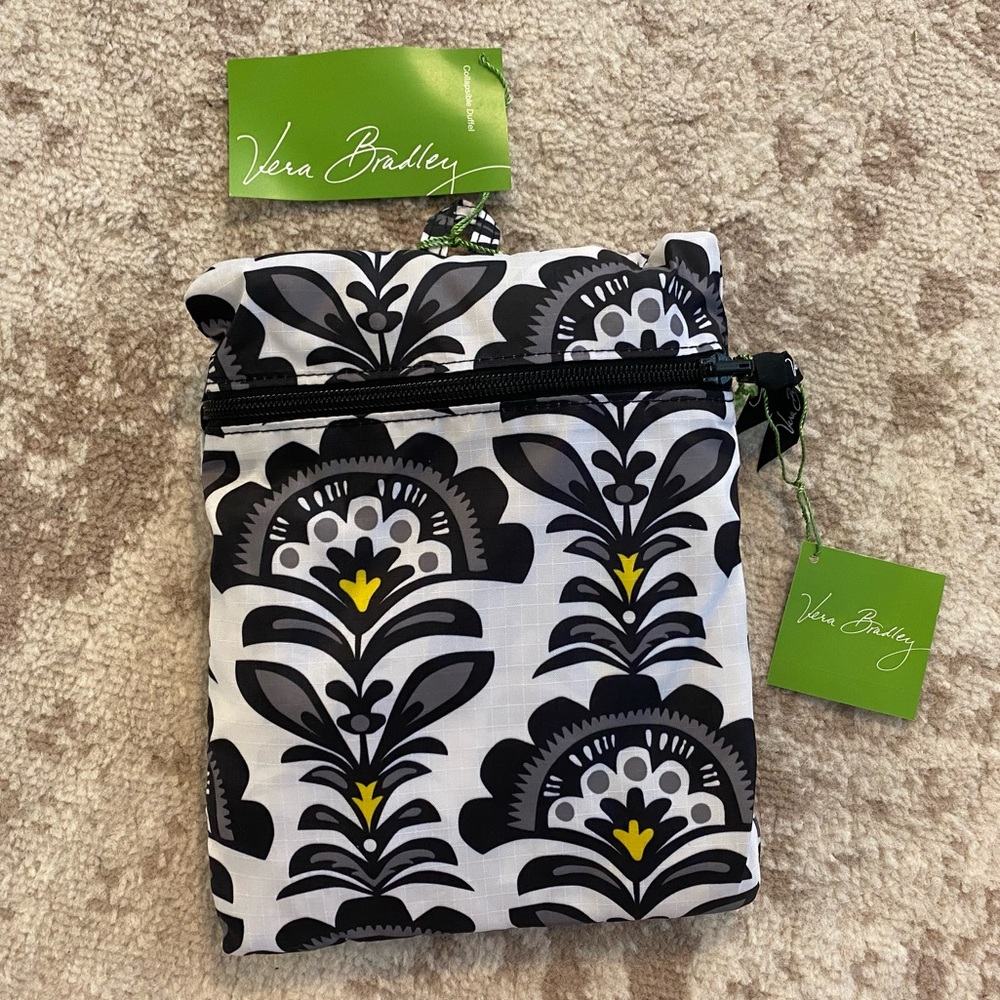 Vera Bradley - Collapsible Duffel - Fanfare